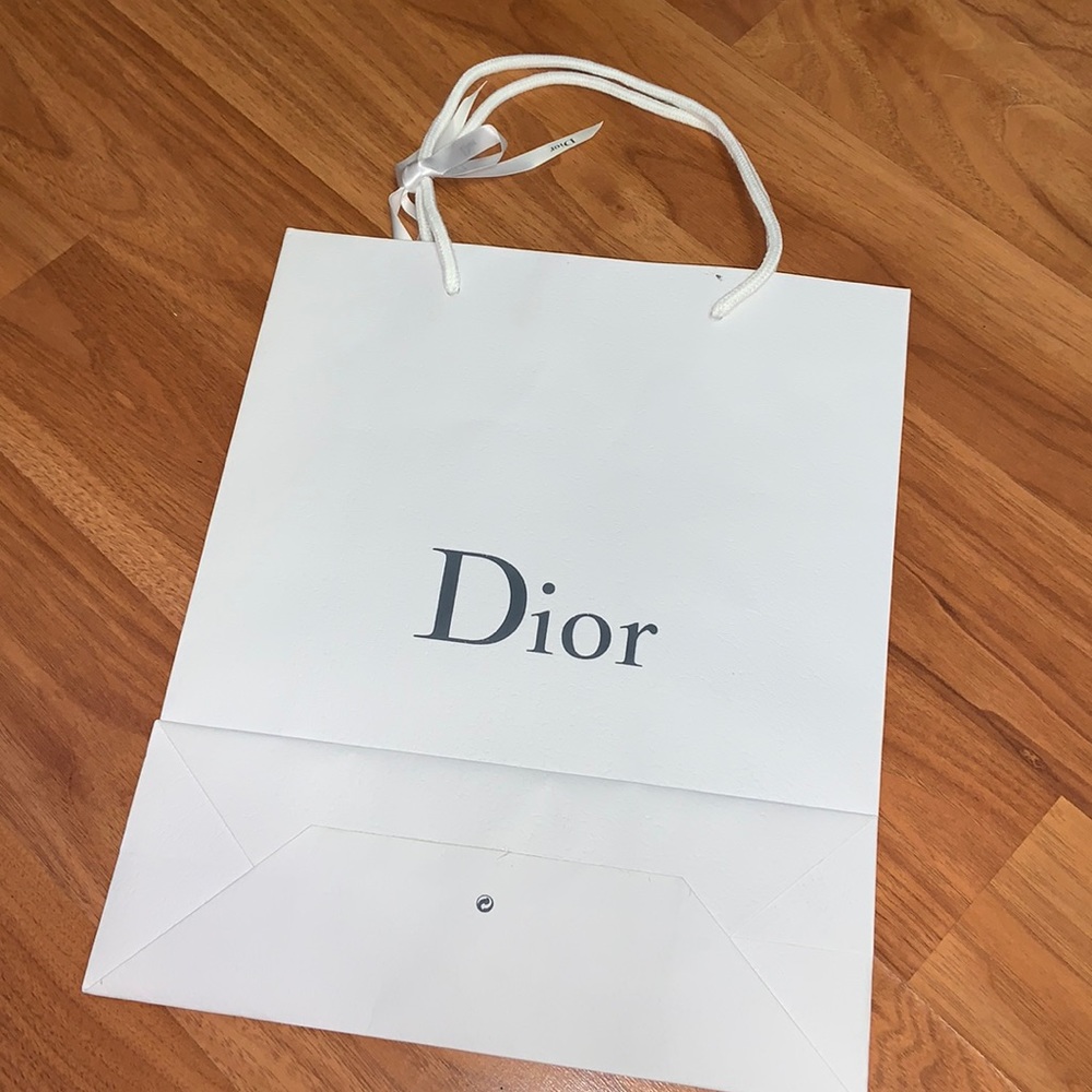 Dior Paper Shopping Bag with Ribbon - Picture 7 of 11